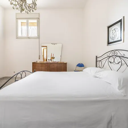 Casa Francesca 아파트 멜렌두뇨
